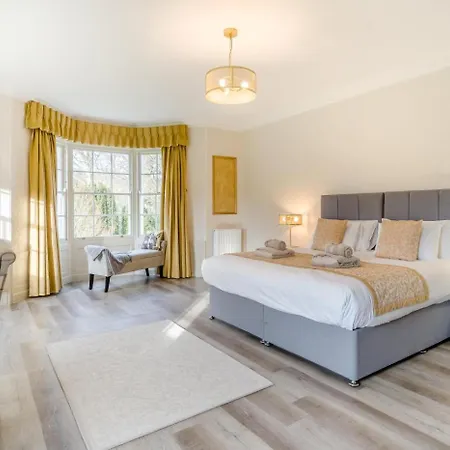 4 Bed In Oc-e34641